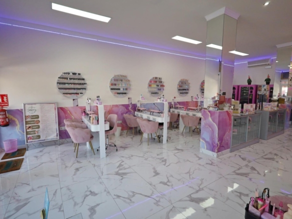 Imagen 1 de Local comercial en Venta en Benalmadena Málaga