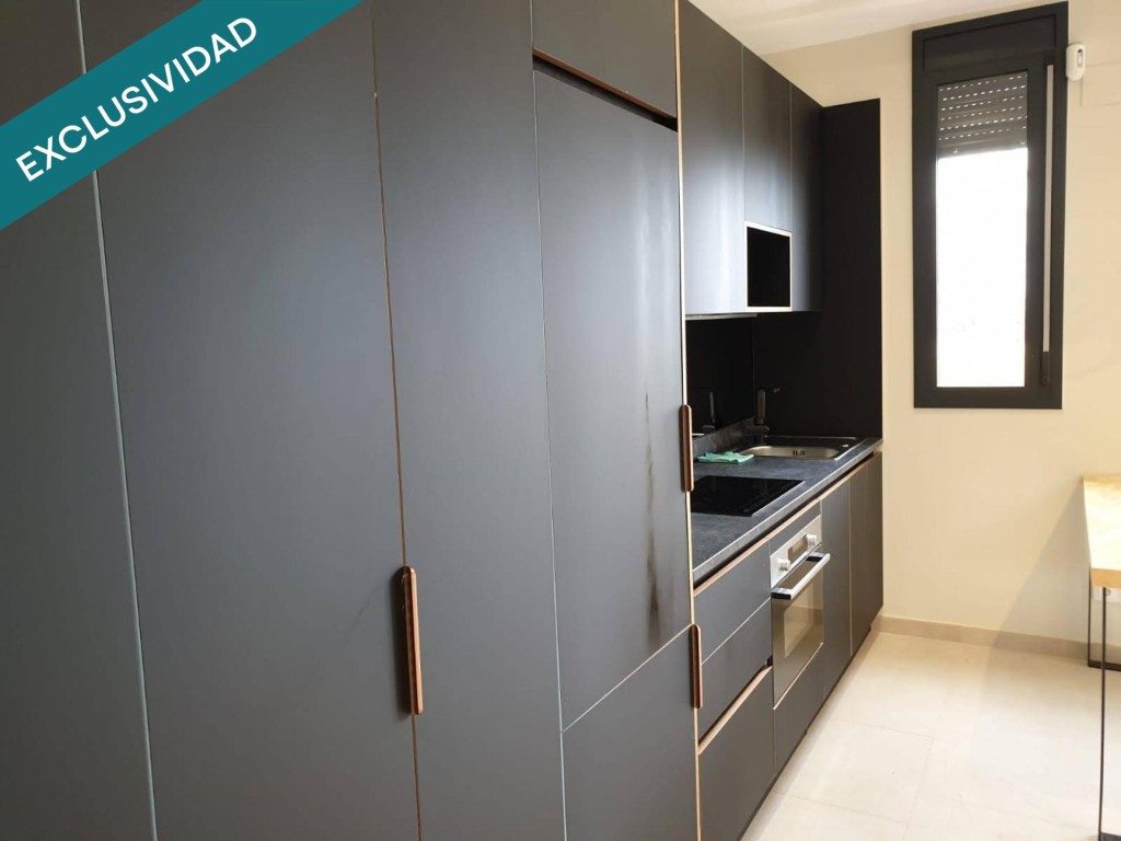 Imagen 3 de Atico para entrar a vivir en Poble-sec