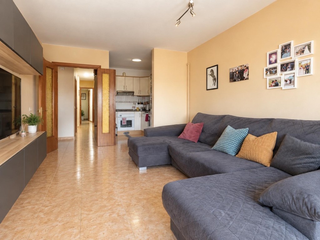 Imagen 2 de Piso con terraza y balcón en Les Roquetes
