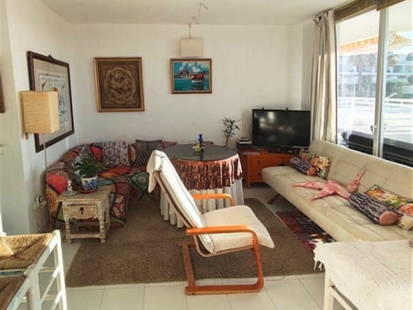 Imagen 3 de Apartamento en Venta en Cala De Bou Baleares