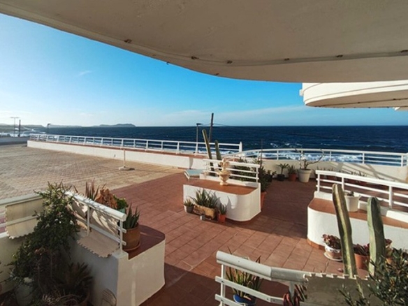 po-1275500-imagen - El Club del Propietario Imagen 1 de Apartamento en Venta en Cala De Bou Baleares