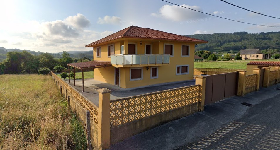 Imagen 2 de Casa-Chalet en Venta en Montoxo La Coruña