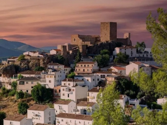 Imagen 4 de Casa de pueblo en Venta en Hornos De Segura Jaén