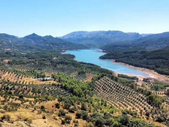 Imagen 1 de Casa de pueblo en Venta en Hornos De Segura Jaén