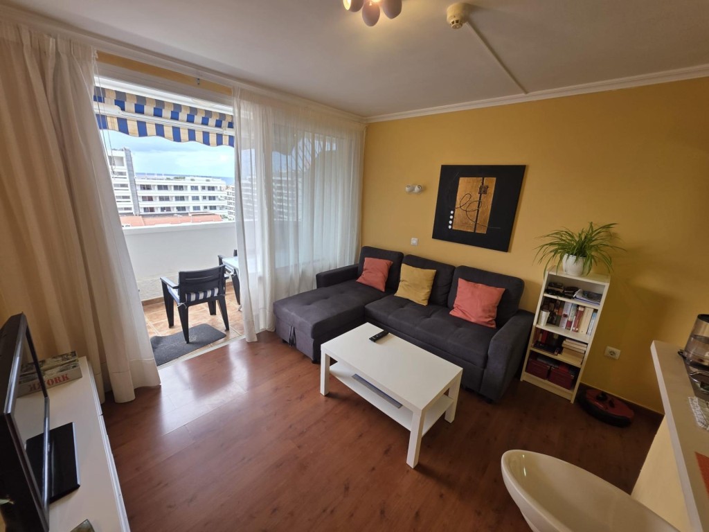 Imagen 4 de Apartamento reformado con vistas al mar en Playa de las Américas