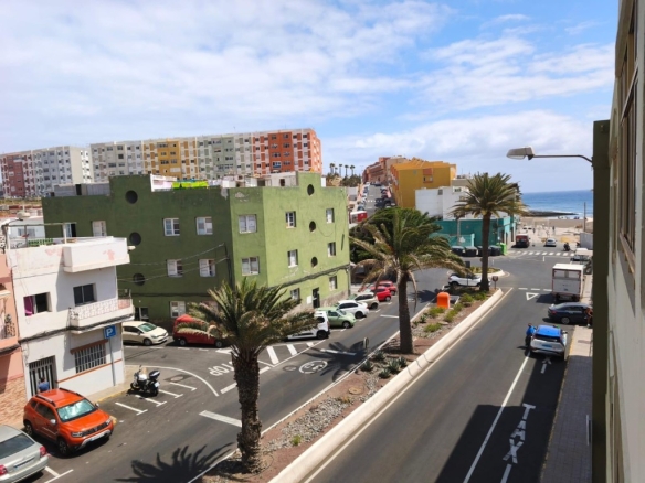 Imagen 2 de Piso en venta en Melenara – Calle Luis Morote