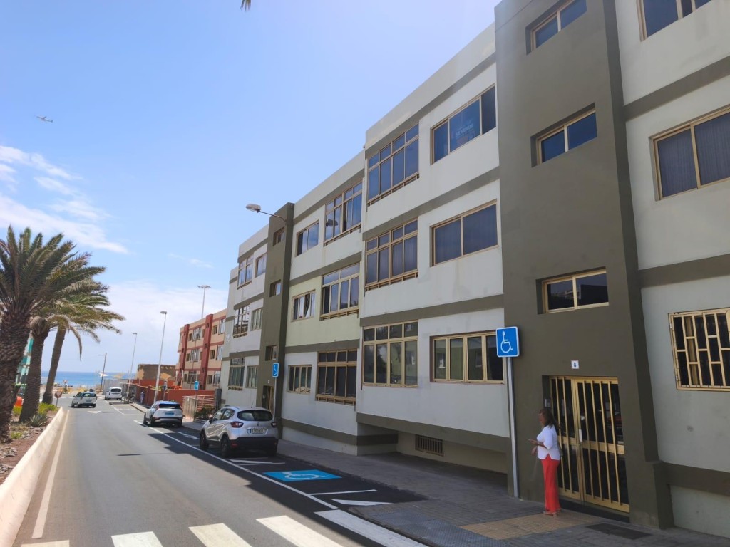 Imagen 1 de Piso en venta en Melenara – Calle Luis Morote