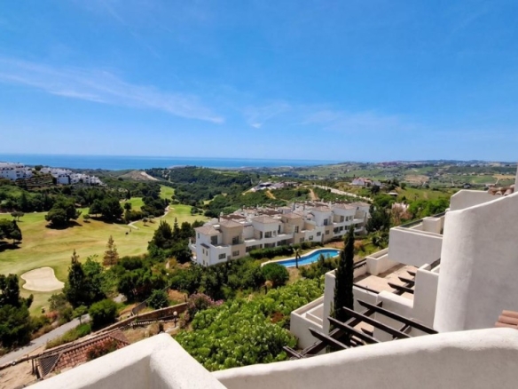 Imagen 4 de ESPECTACULARES VIVIENDAS CON VISTAS AL MAR Y AL GOLF EN DOÑA JULIA – ¡TU OASIS DE TRANQUILIDAD!