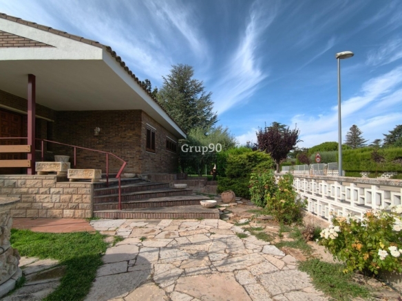 Imagen 4 de ¡EXCLUSIVO CHALET INDEPENDIENTE EN LA MEJOR ZONA DE ALPICAT!