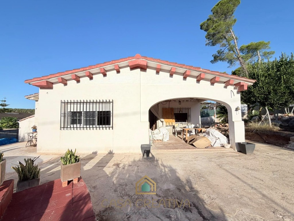 Imagen 2 de CASA CON PARCELA DE 1.100 M2