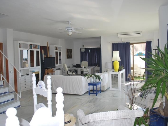 Imagen 4 de IMPRESIONANTE ÁTICO TRIPLEX EN PRIMERA LÍNEA DE PLAYA….