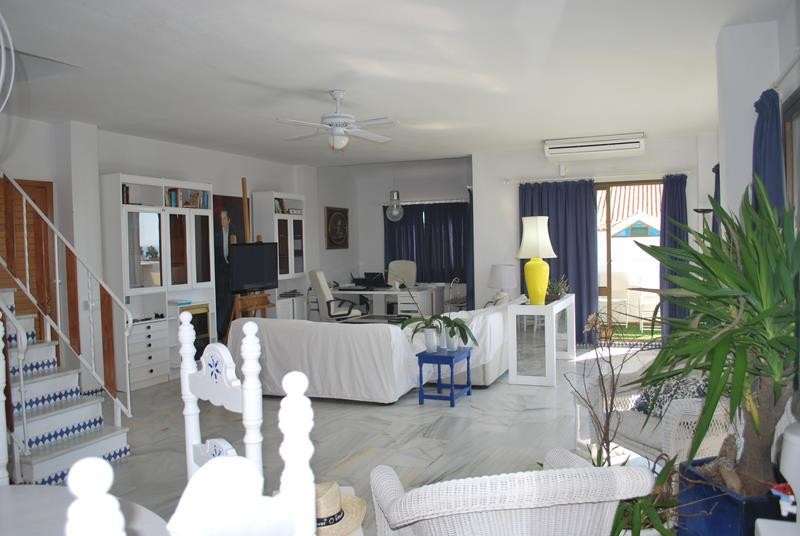 Imagen 4 de IMPRESIONANTE ÁTICO TRIPLEX EN PRIMERA LÍNEA DE PLAYA….