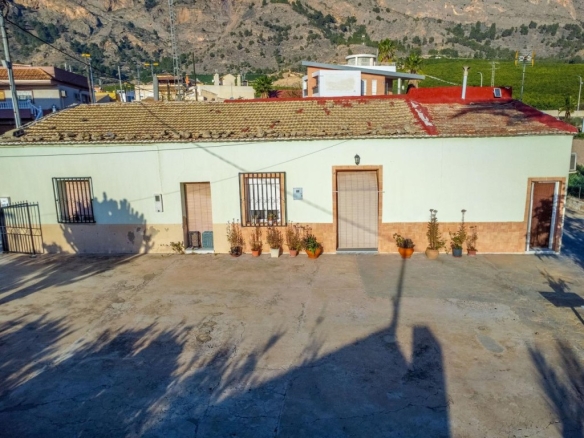 Imagen 1 de Una oportunidad para crear un proyecto único en un entorno rural con encanto