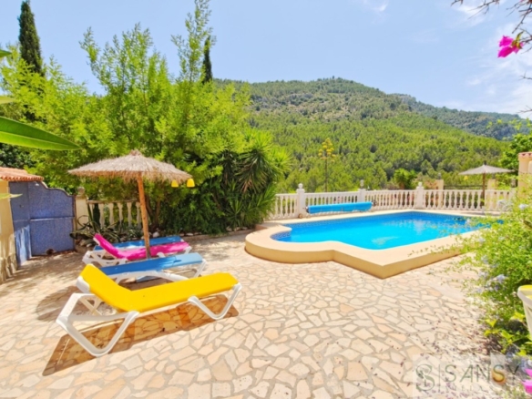 Imagen 2 de Piso en Venta en Castell De Castells Alicante