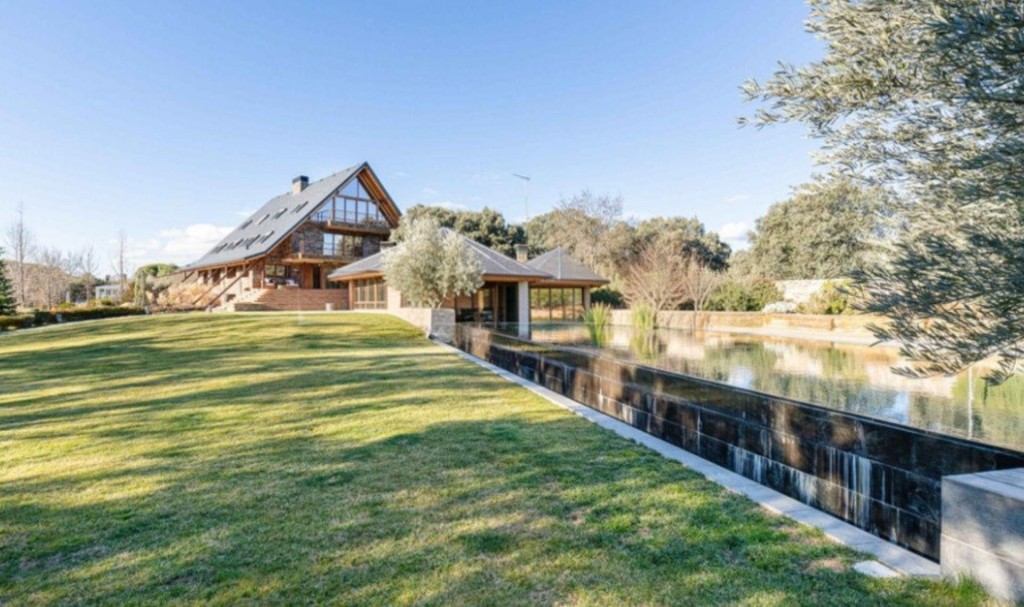 Imagen 2 de Espectacular Villa en el corazón de la sierra de Guadarrama