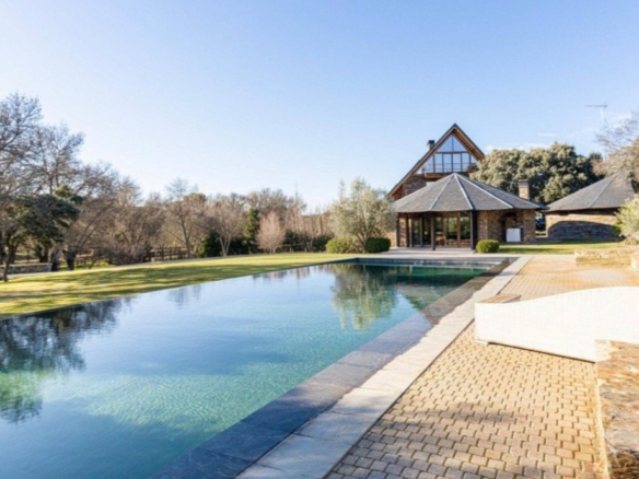 Imagen 1 de Espectacular Villa en el corazón de la sierra de Guadarrama
