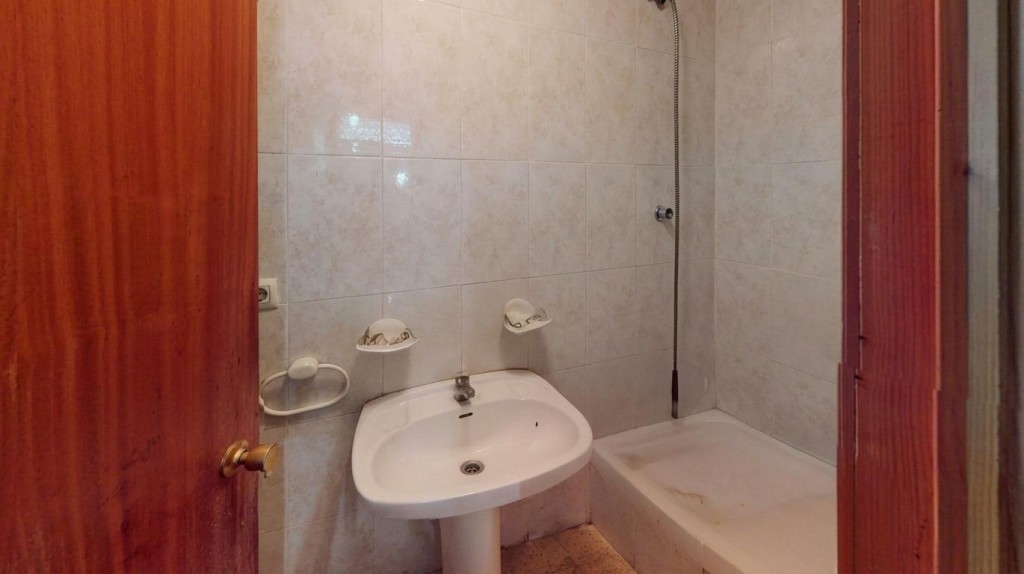 Imagen 4 de LOCAL COMERCIAL EN VENTA – 500 m2 | CAMPOAMOR – ALTOZANO | PRÓXIMO A PLAZA DE TOROS
