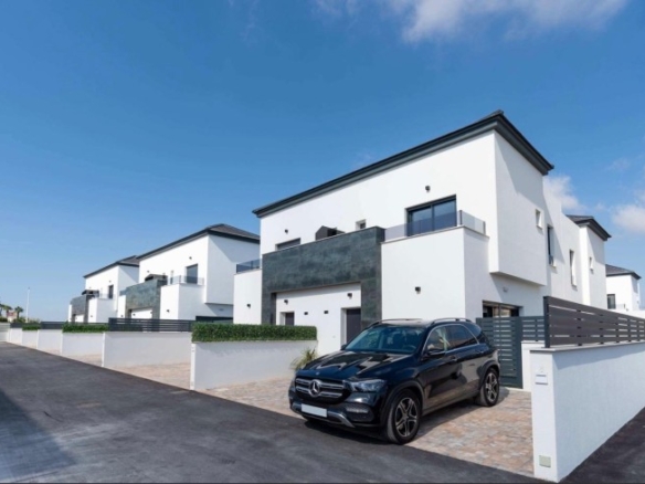 po-1275790-imagen - El Club del Propietario Imagen 1 de OBRA NUEVA EN GRAN ALACANT ( SANTA POLA )