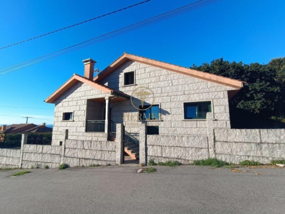 Imagen 2 de Casa de piedra en Villadesuso