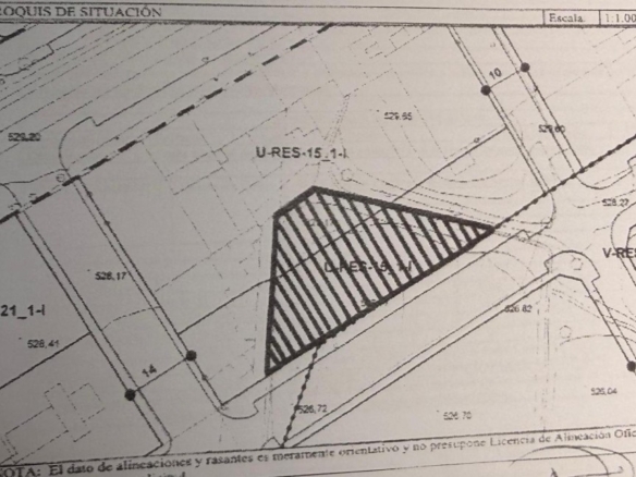 Imagen 3 de Gran terreno residencial de 985m² en Hellín