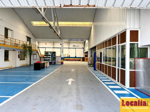 Imagen 2 de Nave industrial de 1.600 m² en Valladolid
