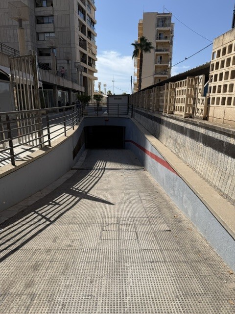 Imagen 3 de Parking coche en Venta en Benidorm Alicante
