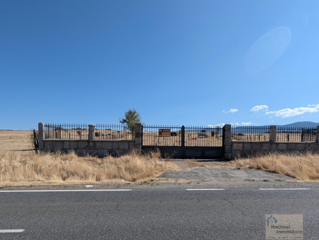 Imagen 1 de Suelo urbanizable en Venta en Torrecaballeros Segovia