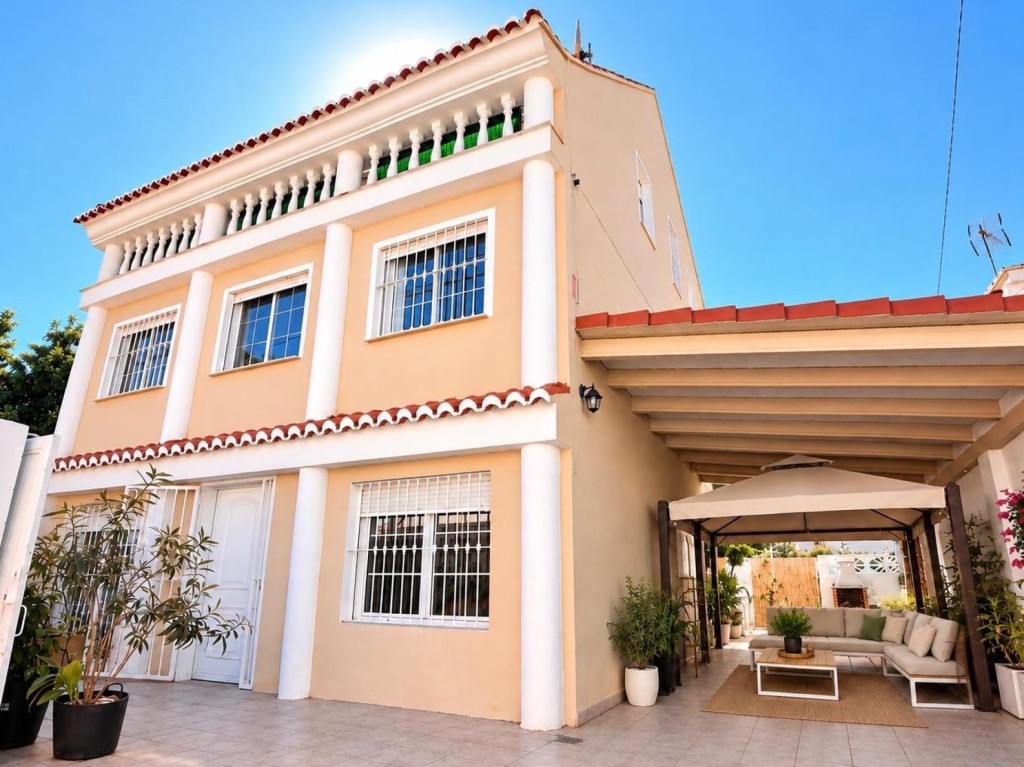Imagen 1 de Casa reformada junto al mar