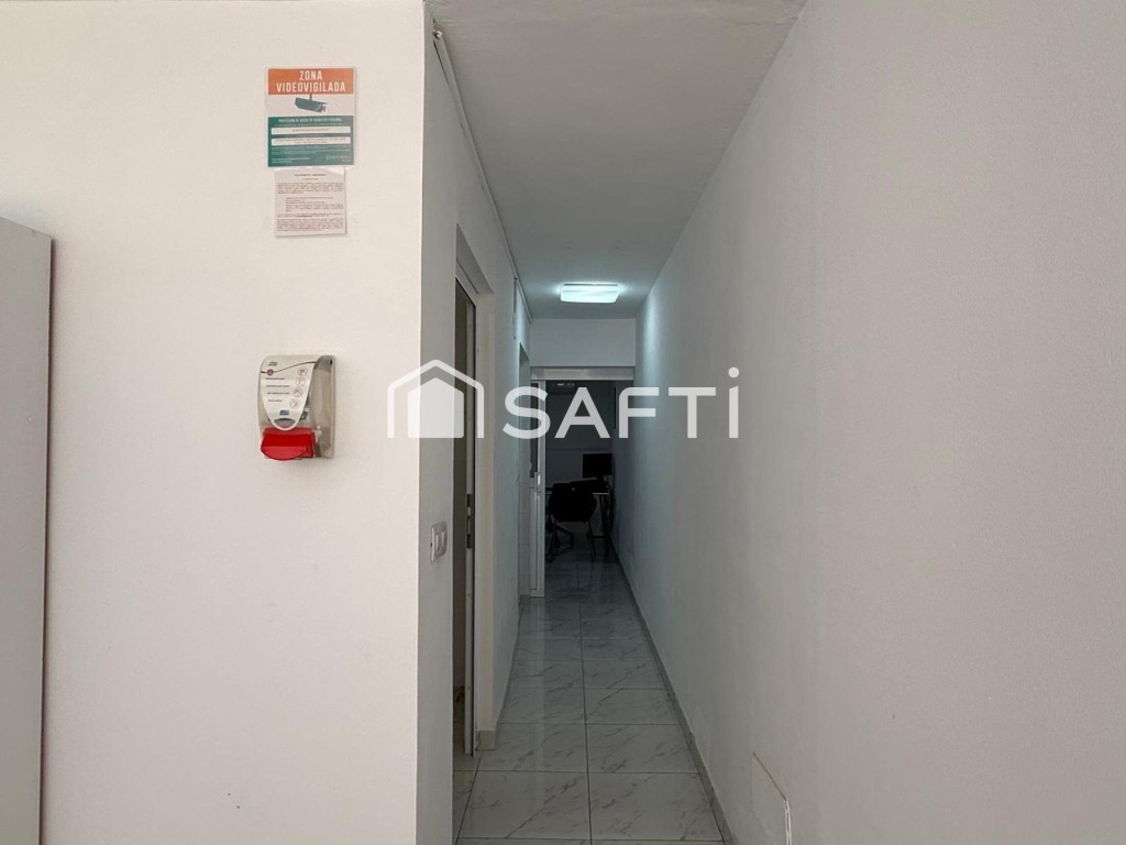 Imagen 3 de Local comercial cerca del mar