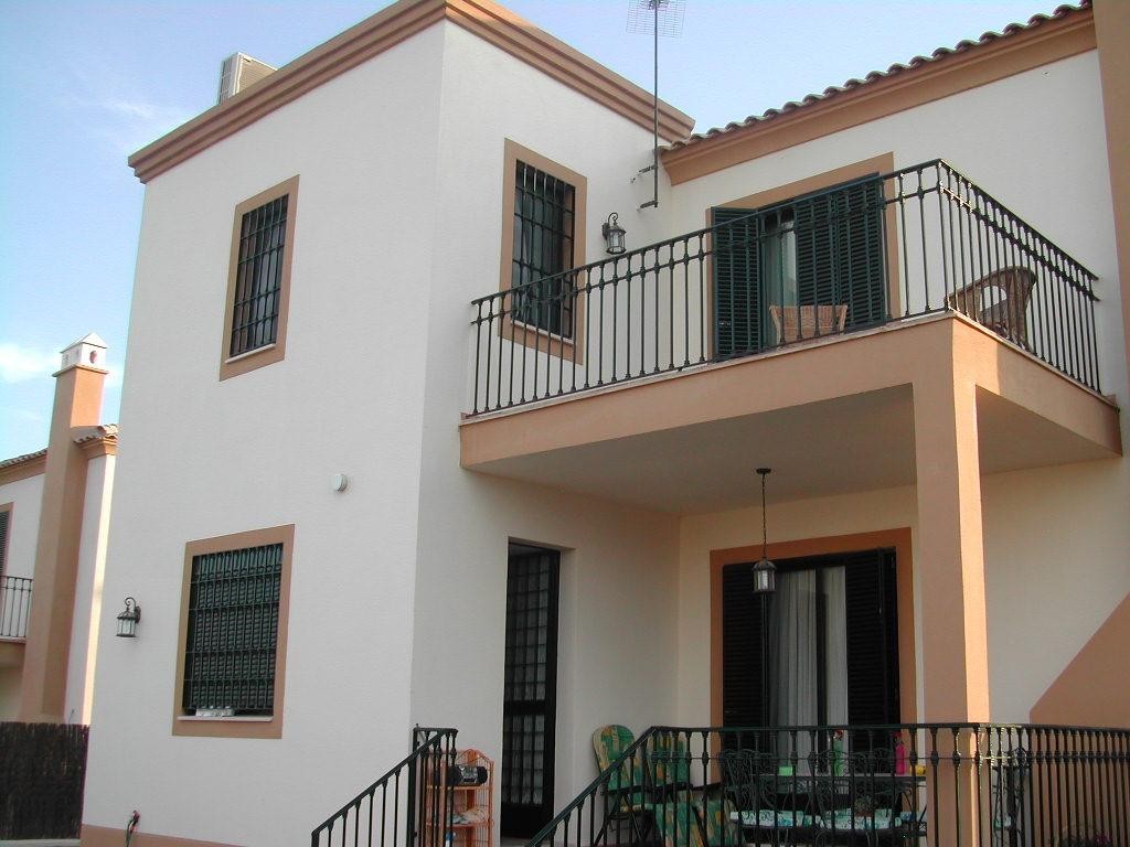 Imagen 1 de Espectacular chalet independiente en Burguillos con piscina