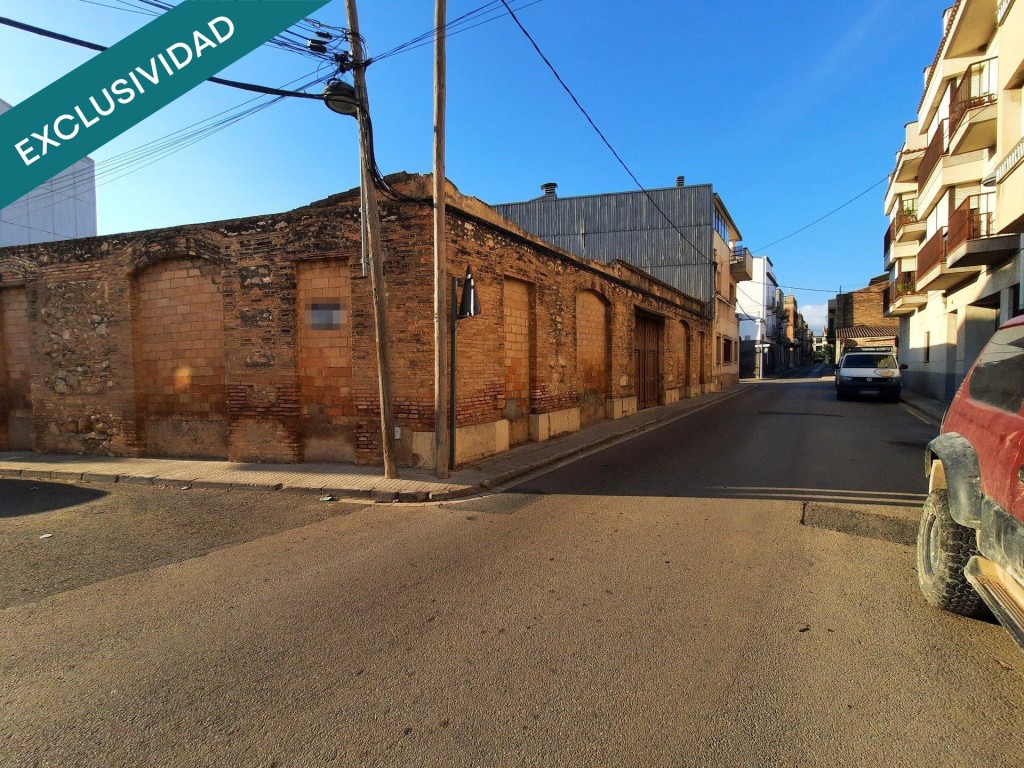 Imagen 4 de Solar urbano en esquina de 437 m² en Roquetes