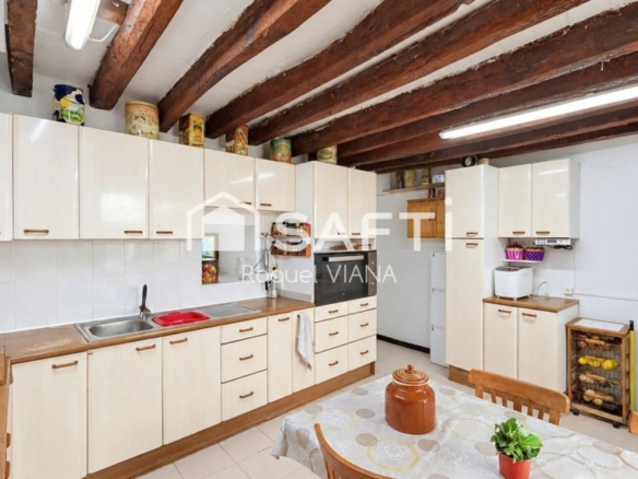 Imagen 4 de No es una casa más. Es una vivienda de 1880 con carácter.