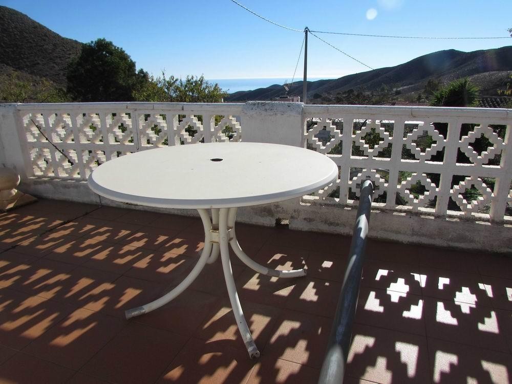 Imagen 1 de ENCANTADORA CASA DE CAMPO EN CUESTA DE GOS – TRANQUILIDAD