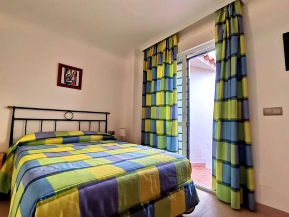 Imagen 2 de PRECIOSO PISO CON TERRAZA DE 2 DORMITORIOS