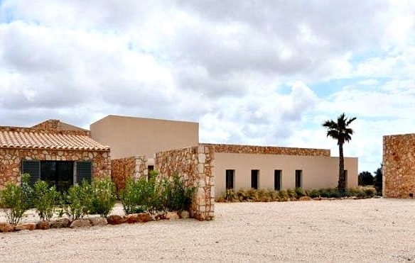 Imagen 2 de Casa de campo-Masía en Venta en Campos Baleares