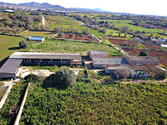 Imagen 4 de Casa de campo-Masía en Venta en Manacor Baleares