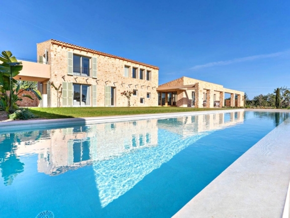 Imagen 3 de Casa de campo-Masía en Venta en Santanyi Baleares