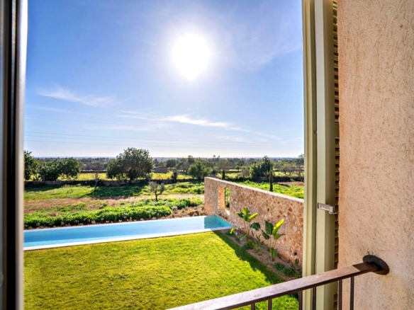 Imagen 4 de Casa de campo-Masía en Venta en Santanyi Baleares