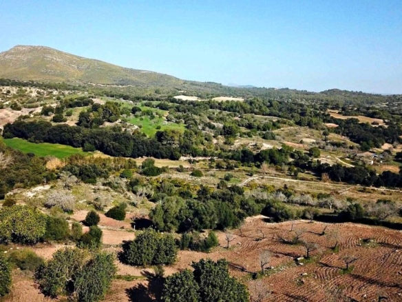 Imagen 4 de Casa de campo-Masía en Venta en Sant Llorenç Des Cardassar Baleares