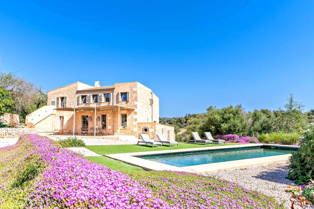 Imagen 2 de Casa de campo-Masía en Venta en Manacor Baleares