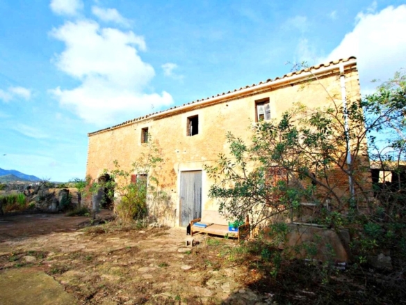 Imagen 2 de Casa de campo-Masía en Venta en Manacor Baleares