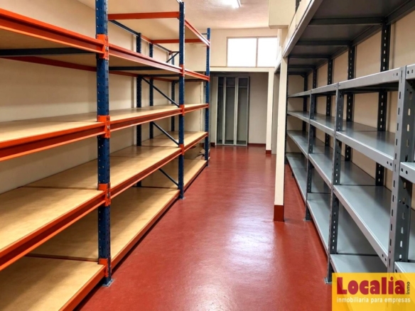 Imagen 4 de Amplio y versátil local en venta en Santander