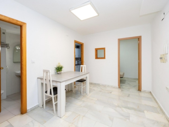 Imagen 2 de Piso en Venta en Cenes De La Vega Granada