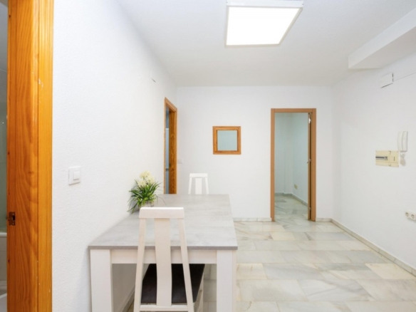Imagen 3 de Piso en Venta en Cenes De La Vega Granada