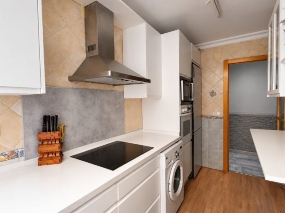 Imagen 3 de ESTUPENDO PISO EN VENTA EN MALAGA