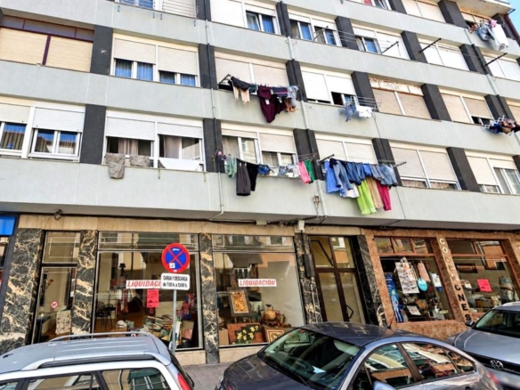 Imagen 1 de Piso ocupado en venta Santoña - Oportunidad para inversores