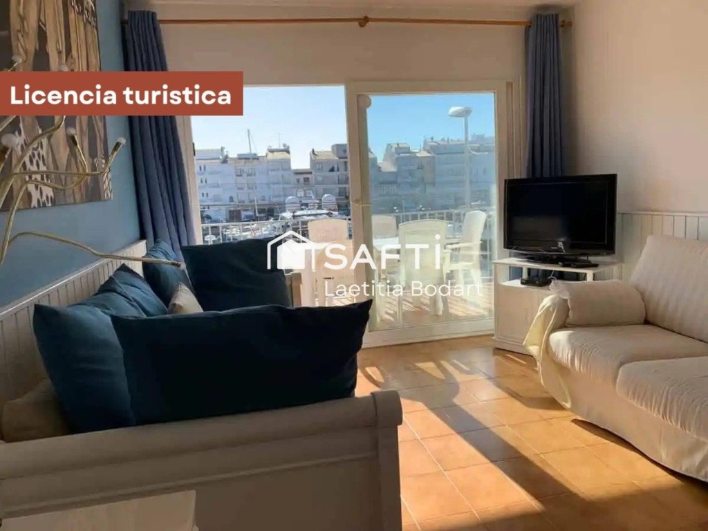 vistas al canal y licencia turística – Empuriabrava