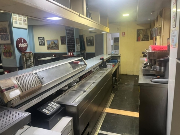 Imagen 2 de Bar en venta en Singuerlín– Listo para abrir