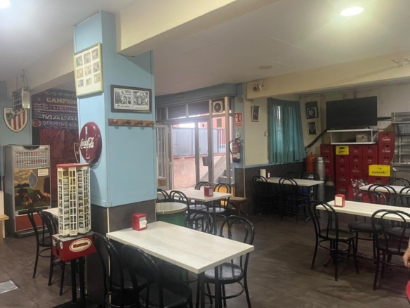 Imagen 3 de Bar en venta en Singuerlín– Listo para abrir