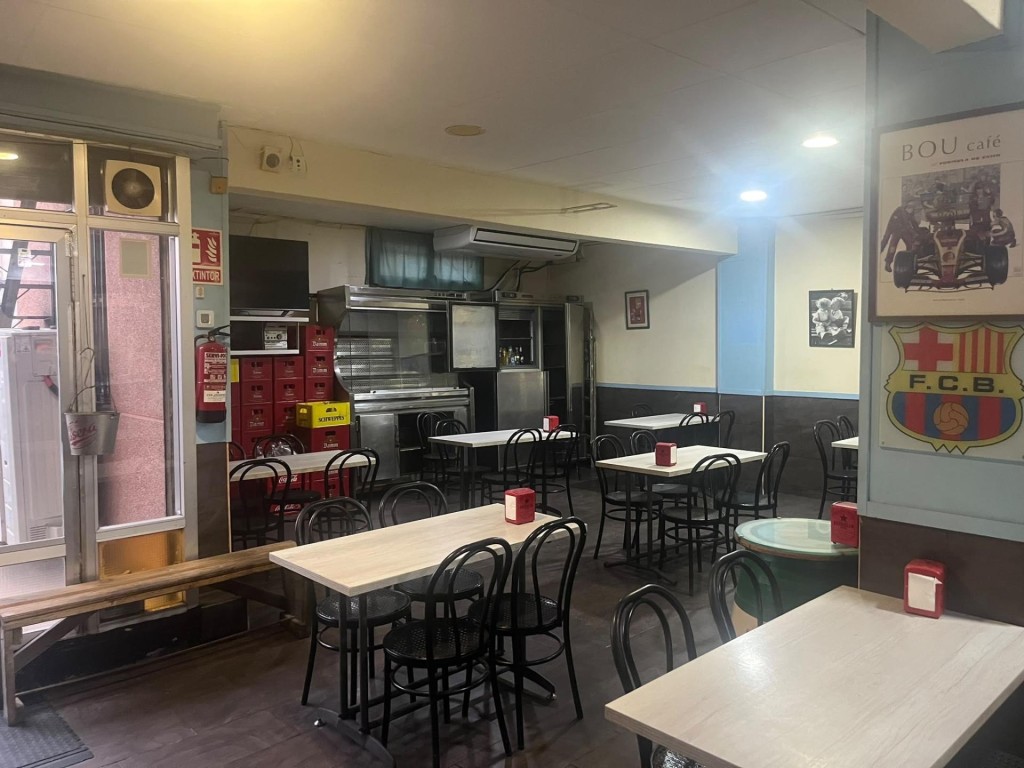 Imagen 4 de Bar en venta en Singuerlín– Listo para abrir